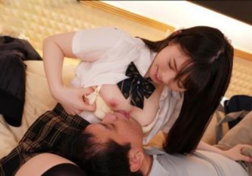 Em gái mới lớn dễ thương muốn thử làm tình