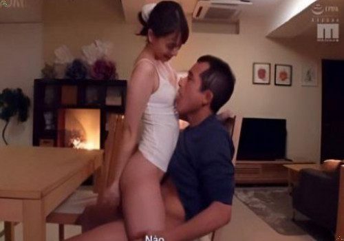 Vợ dâm lén cho cấp dưới của chồng thẩm lồn nóng bỏng